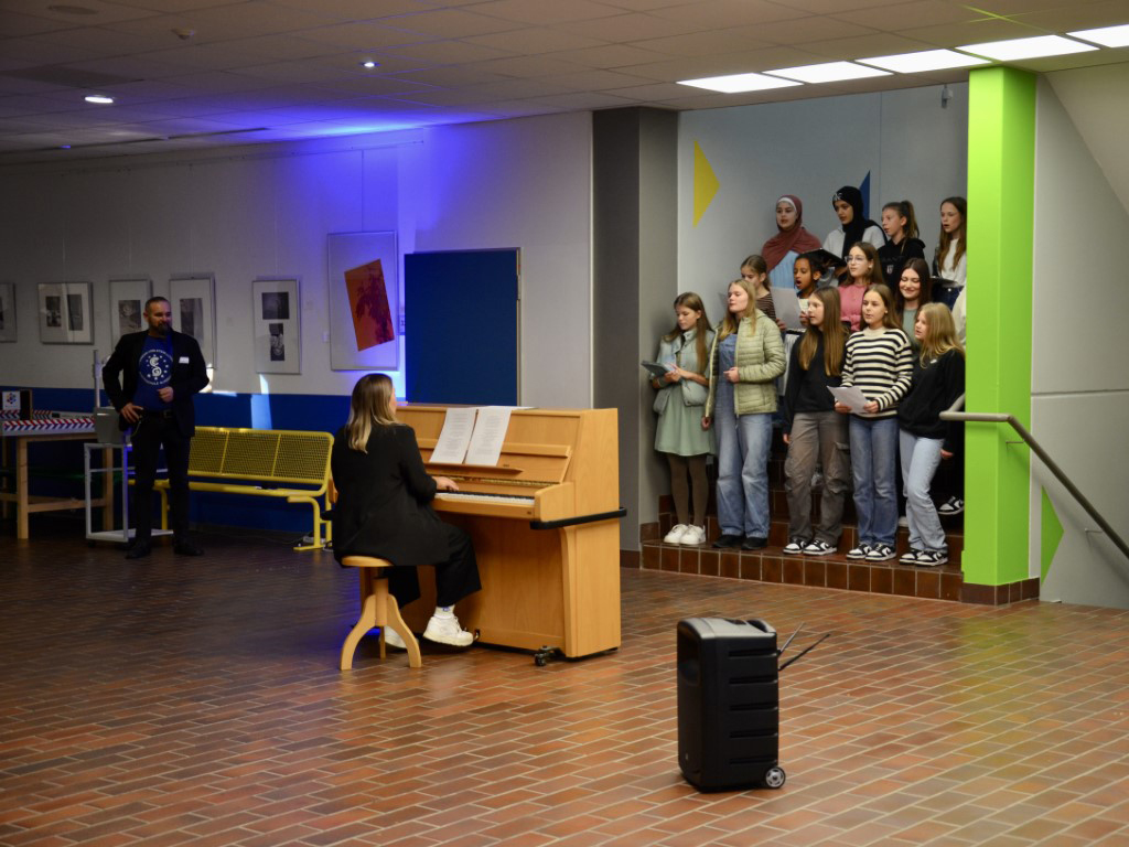 Von Axolotl und Africafé bis zu Zentrifugen und Zebrabuntbarschen: Die ESG zeigt ihre „bunten“ Seiten