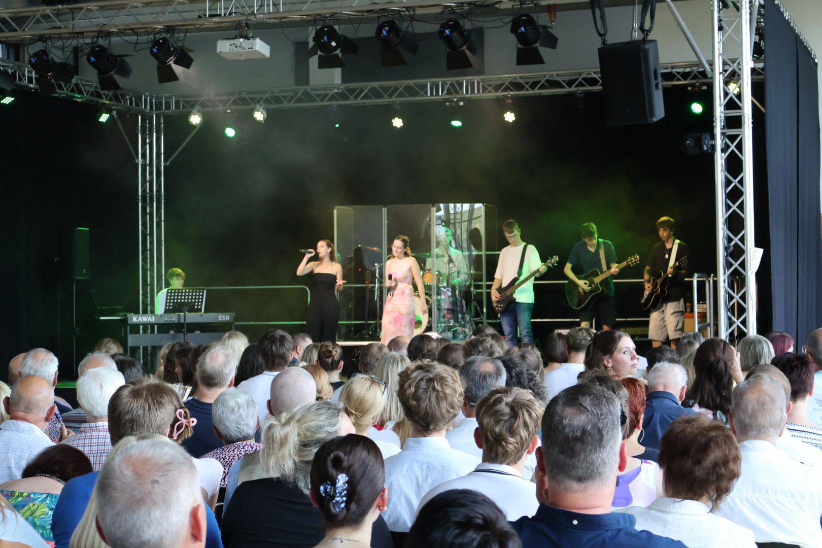 Großer Abschluss in der Kultur- und Sporthalle: Abiturfeier der Europaschule Gladenbach